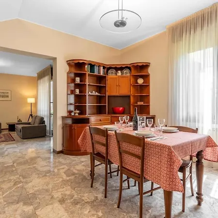 Villa Unipol Forum- Concerts E Olympics- Betulla